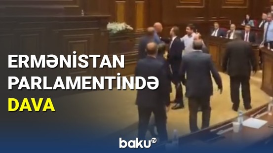 Ermənistan parlamentində dava düşüb