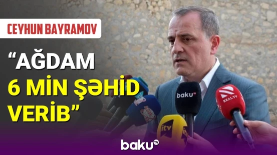 Ceyhun Bayramov jurnalistlərin suallarını cavablandırdı