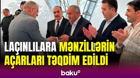 Növbəti 10 ailə Laçında evlə təmin olundu