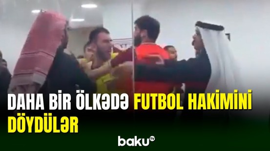 Qərara əsəbiləşən futbolçular hakimə hücum etdi