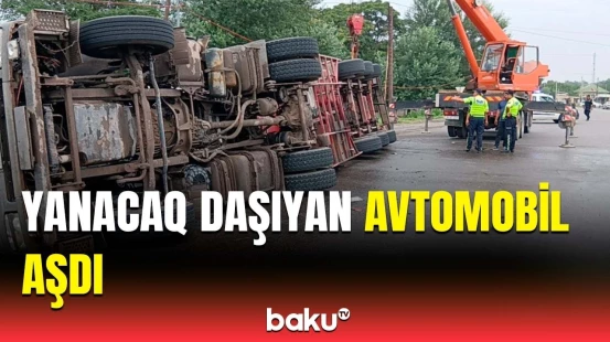 İmişlidə idarəetməni itirən yanacaq daşıyan maşın aşdı | Yaralananlar var