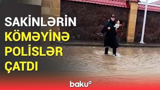 Yağışlı havada Azərbaycan polisləri xidmət başında