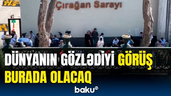 Rusiya və Ukrayna nümayəndələrinin İstanbulda görüşəcəyi Çırağan sarayının önü