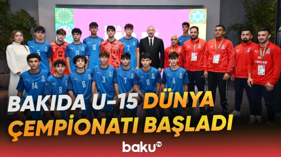 İlham Əliyev və ailə üzvləri FIFA U-15 dünya çempionatının açılış mərasimini izləyiblər - Baku TV
