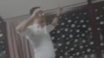 Şəmkirdə minik maşının ağaca çırpılması nəticəsində ölən həkimin görüntüləri