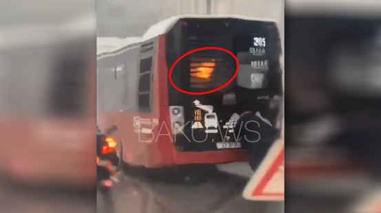 "Baku Bus"un avtobusu yolda alışdı