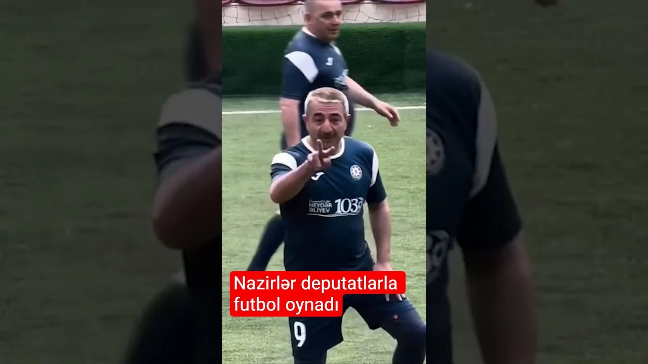 Nazirlər deputatlara qarşı futbol oynadı - Baku TV