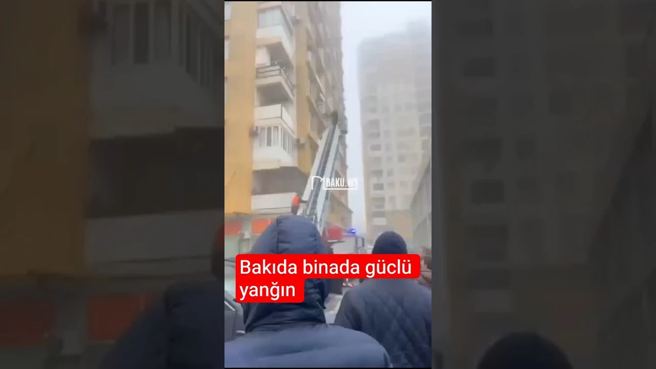 “Həzi Aslanov” stansiyası yaxınlığında güclü yanğın - Baku TV