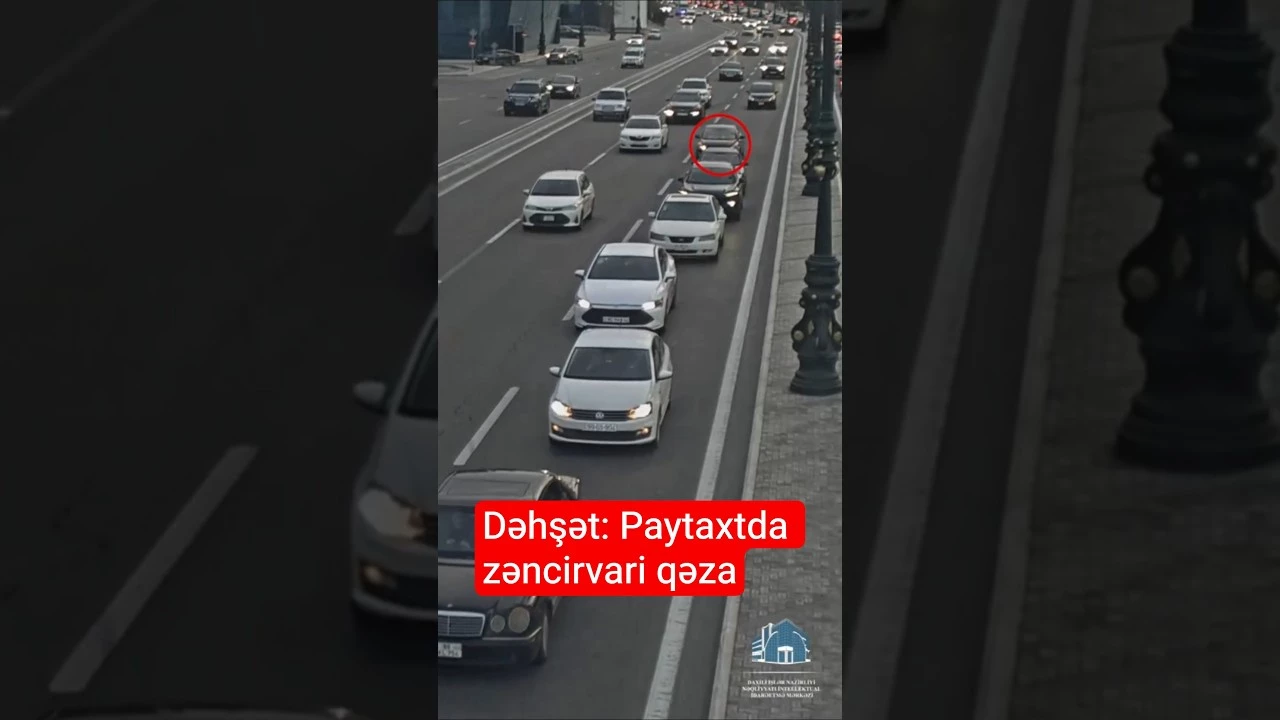 Paytaxtda baş verən zəncirvari qəzanın anbaan görüntüləri - Baku TV