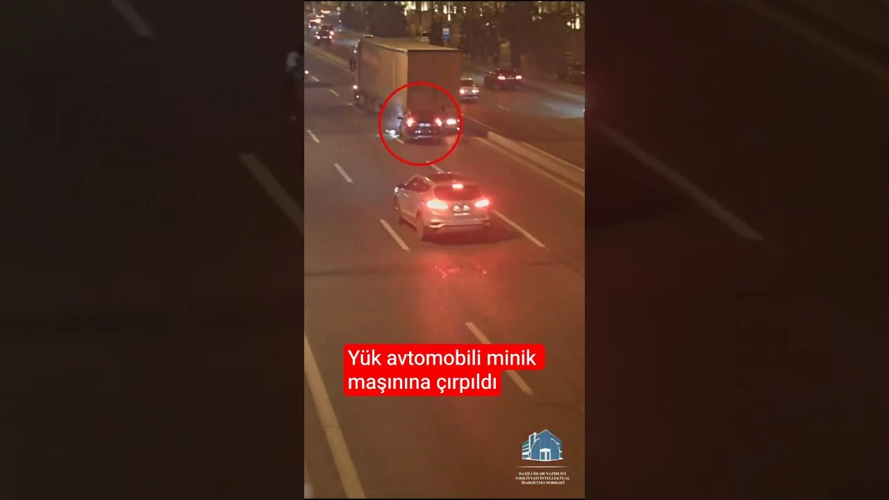 Heydər Əliyev prospektindəki qəzanın anbaan görüntüləri - Baku TV